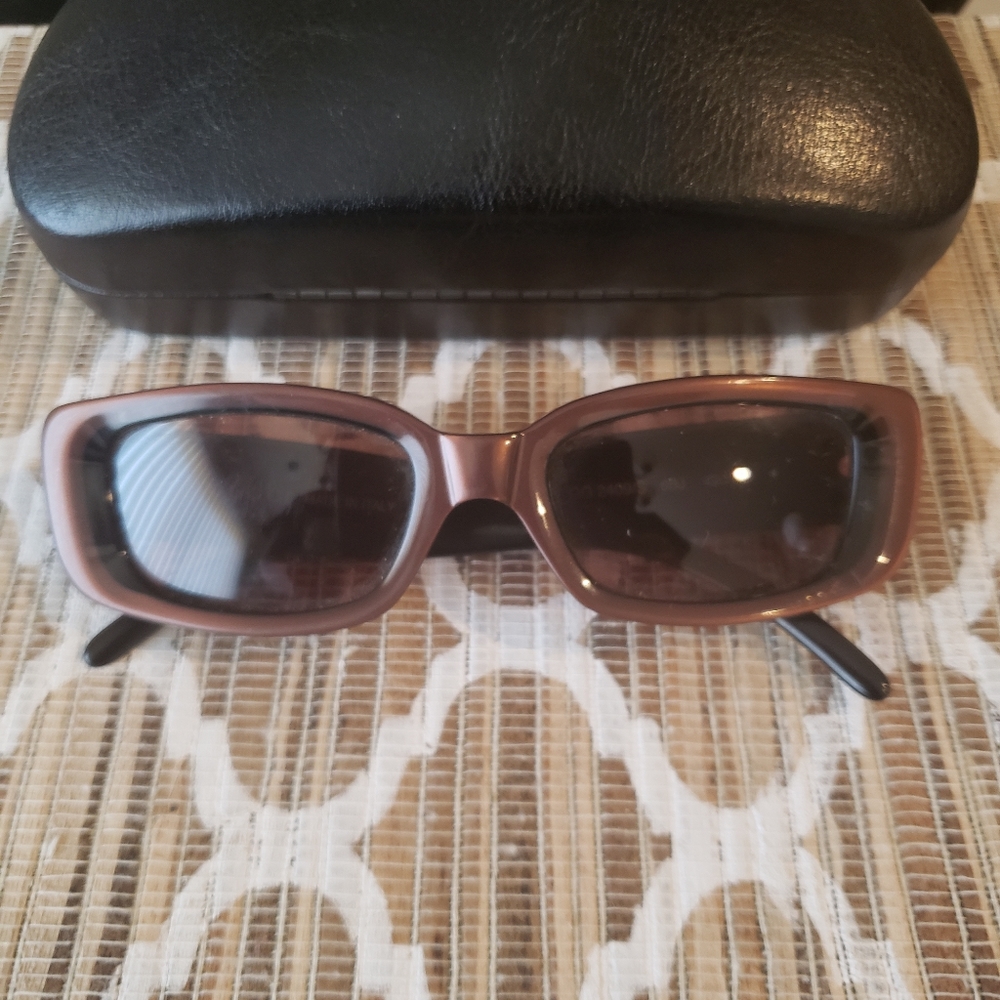 Authentic GUCCI sunglasses